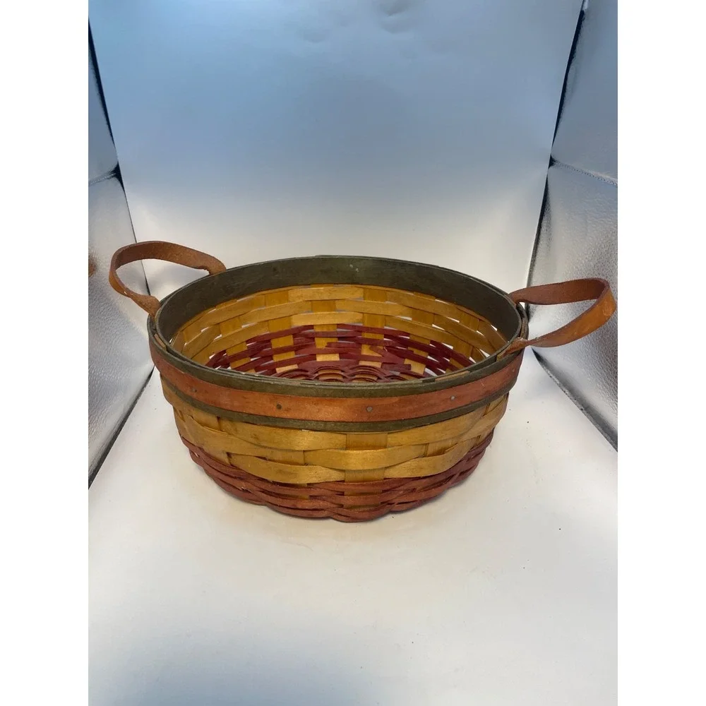 Workshops of Gerald Henn Handcrafted Round Woven Basket 1995 Signed Warren Ohio